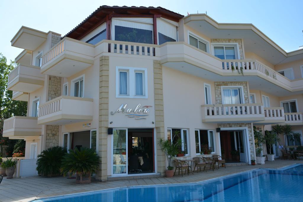 كاتو ذاراتسو Malou Apartments الغرفة الصورة