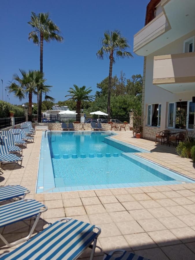 كاتو ذاراتسو Malou Apartments المظهر الخارجي الصورة