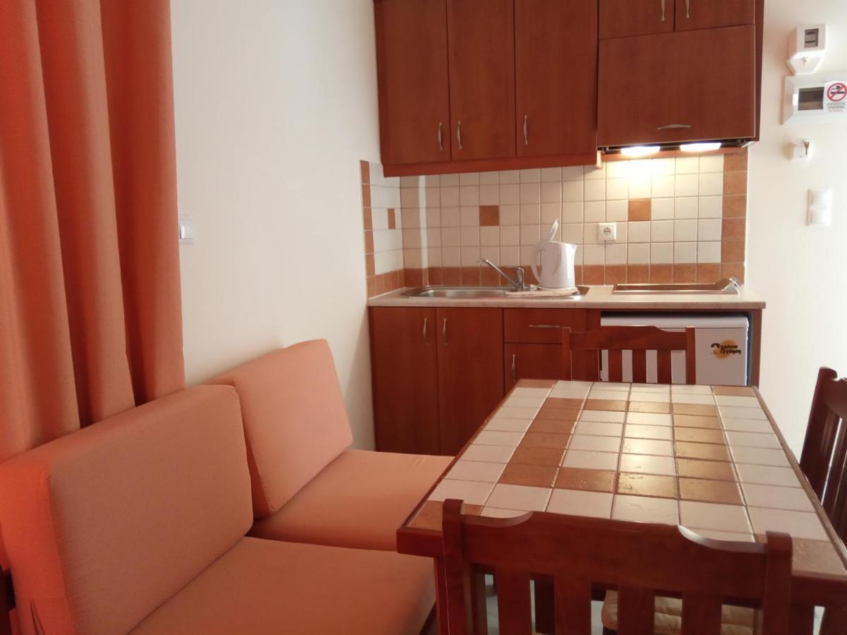 كاتو ذاراتسو Malou Apartments المظهر الخارجي الصورة