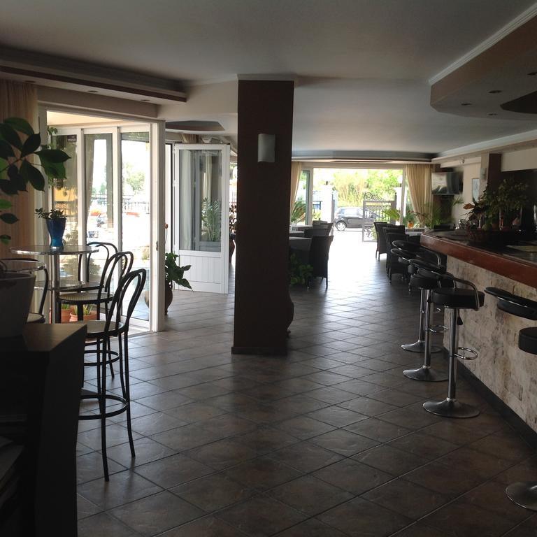 كاتو ذاراتسو Malou Apartments المظهر الخارجي الصورة