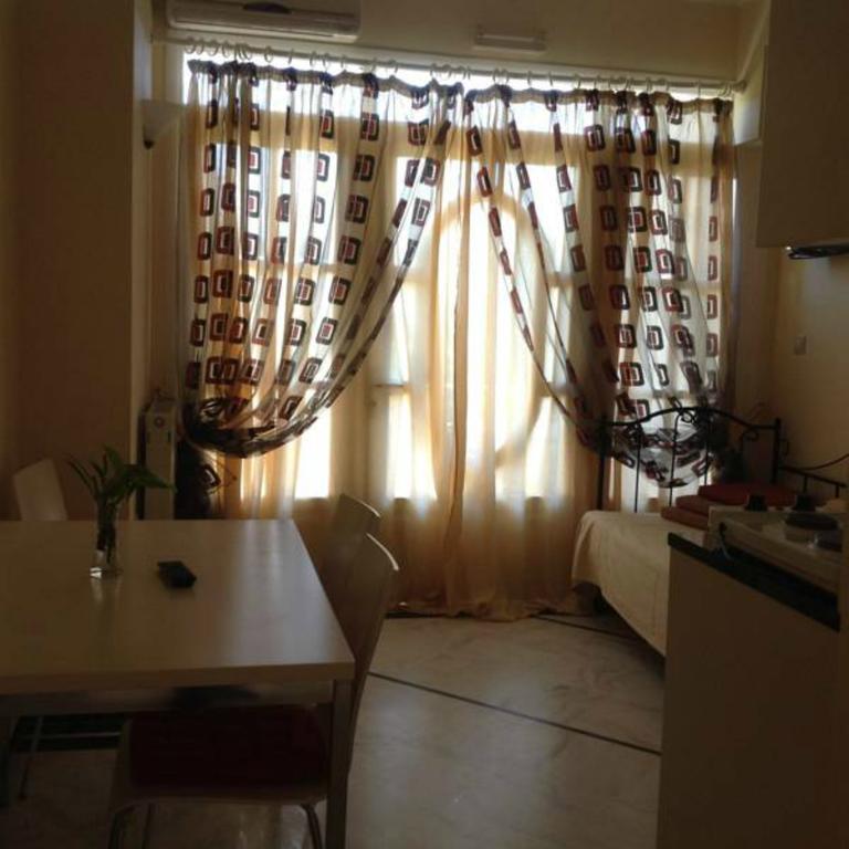 كاتو ذاراتسو Malou Apartments المظهر الخارجي الصورة