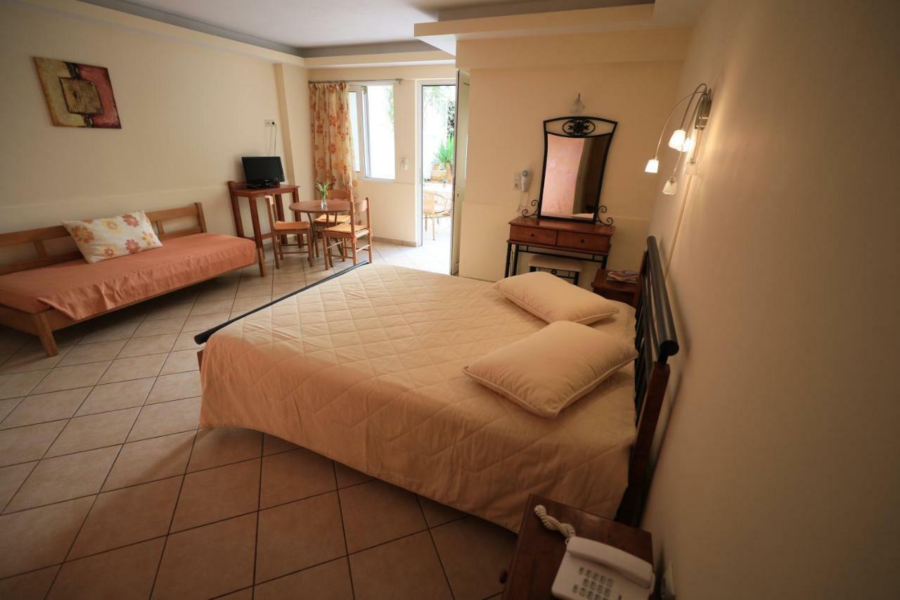 كاتو ذاراتسو Malou Apartments المظهر الخارجي الصورة